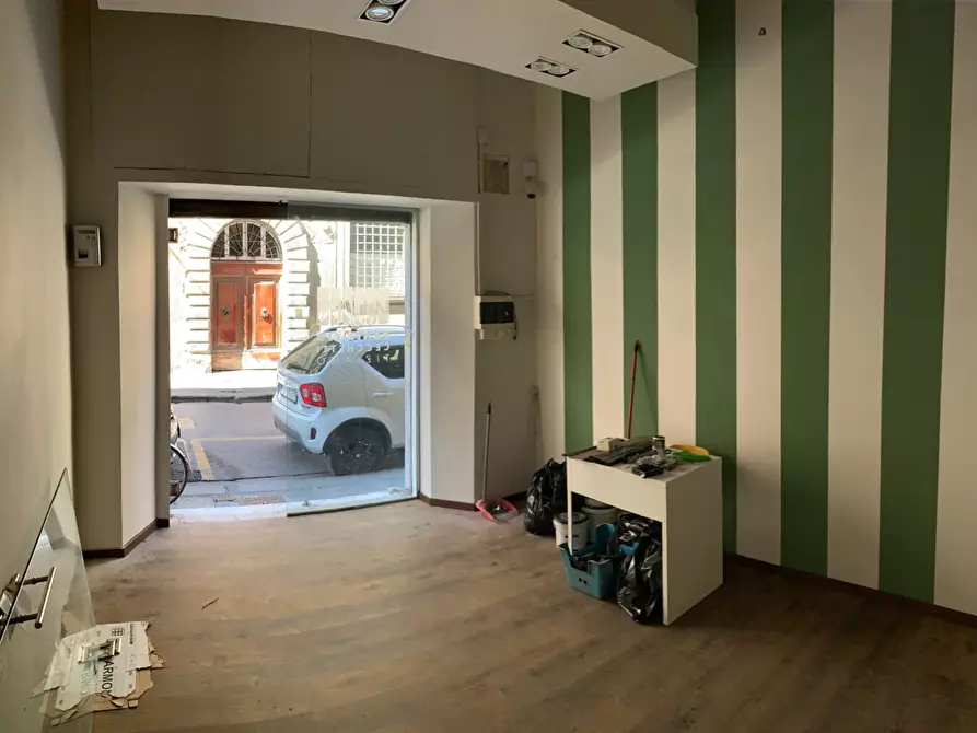 Immagine 5 di Locale commerciale in affitto  a Pisa