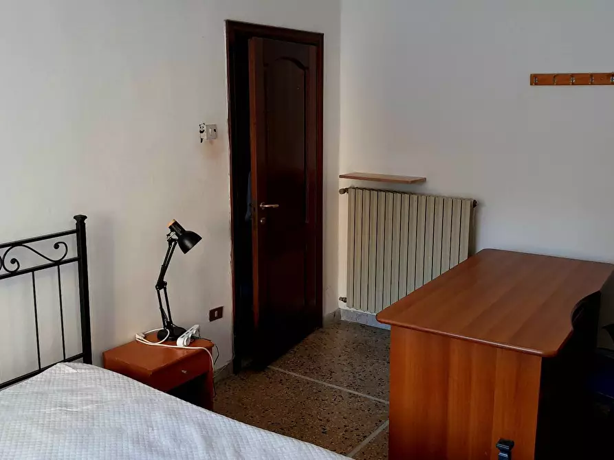 Immagine 4 di Camera in affitto  a Pisa