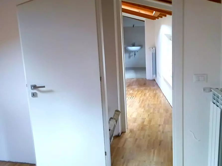 Immagine 10 di Camera in affitto  a Pisa