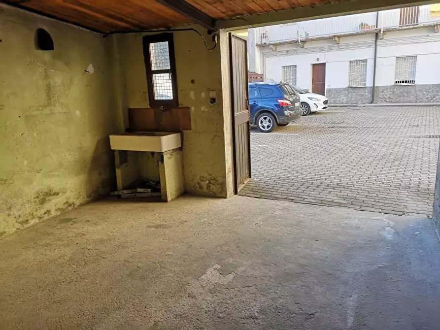 Immagine 19 di Appartamento in vendita  in via Volturno 39 a Legnano