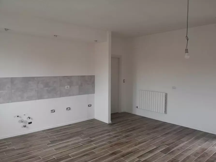 Immagine 15 di Appartamento in vendita  in via Volturno 39 a Legnano