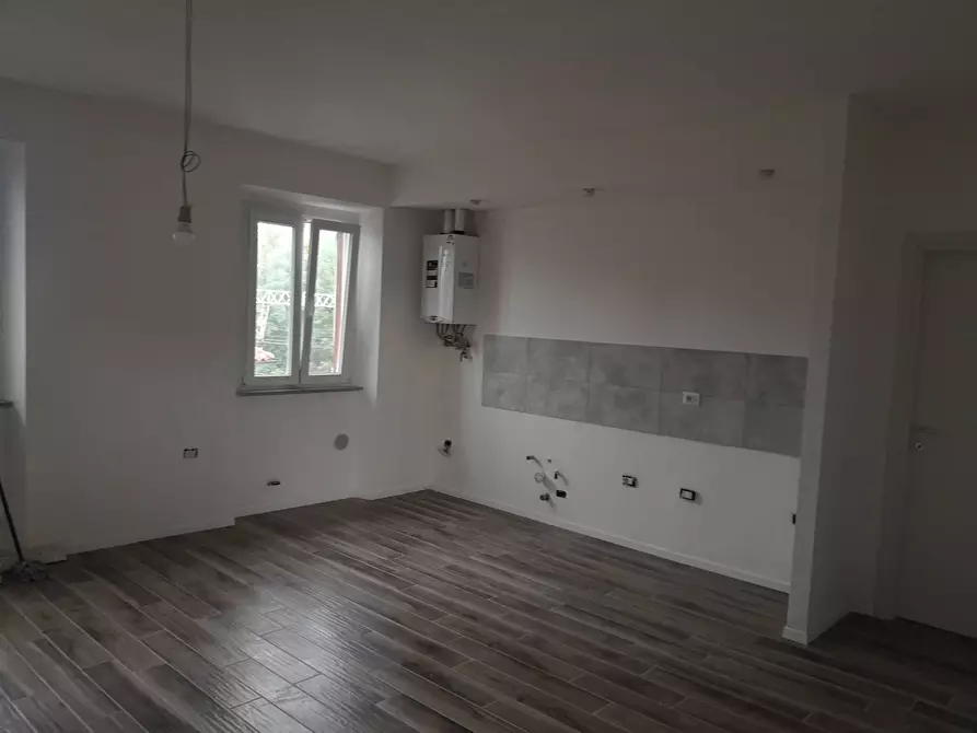 Immagine 16 di Appartamento in vendita  in via Volturno 39 a Legnano