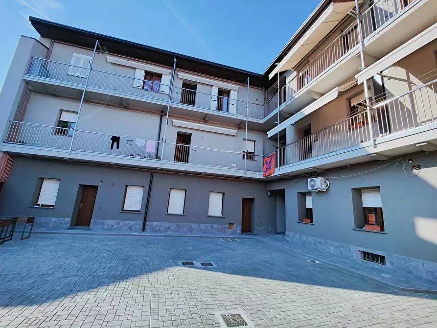 Immagine 25 di Appartamento in vendita  in via Volturno 39 a Legnano