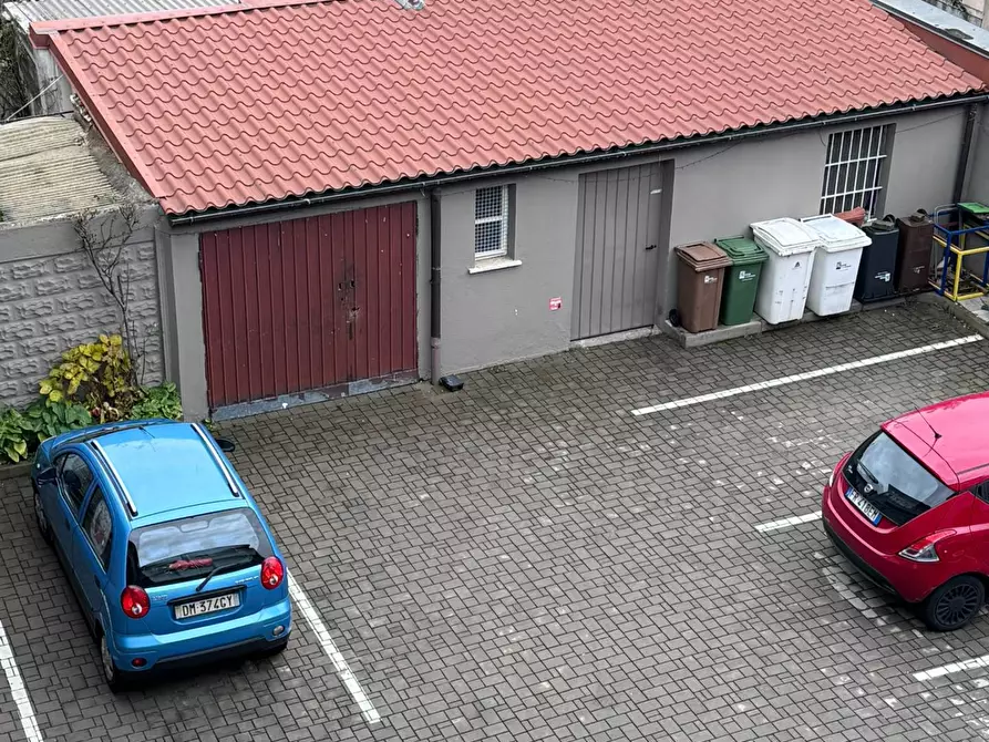 Immagine 30 di Appartamento in vendita  in via Volturno 39 a Legnano