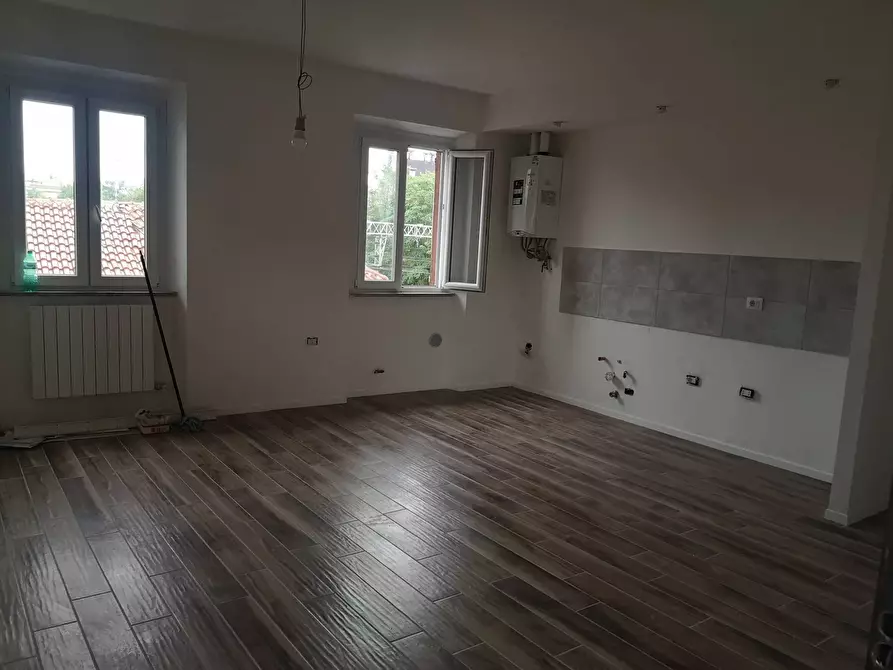 Immagine 7 di Appartamento in vendita  in via Volturno 39 a Legnano