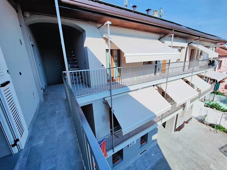 Immagine 3 di Appartamento in vendita  in via Volturno 39 a Legnano