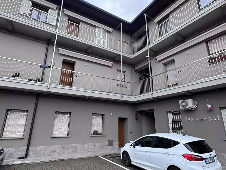 Immagine 33 di Appartamento in vendita  in via Volturno 39 a Legnano