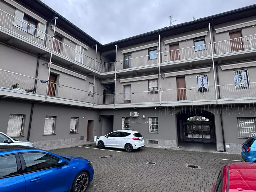 Immagine 34 di Appartamento in vendita  in via Volturno 39 a Legnano