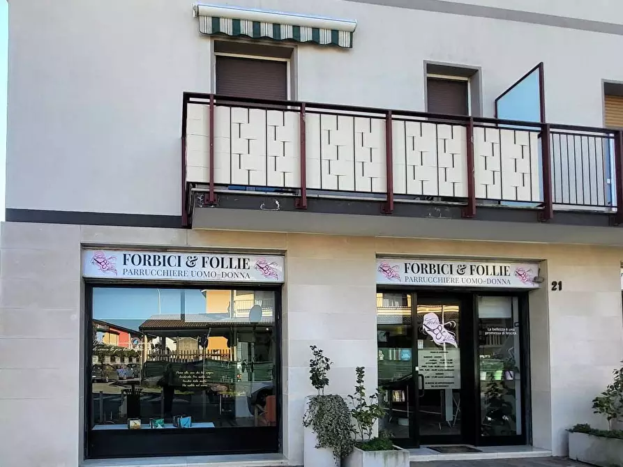 Immagine 9 di Negozio in affitto  in Via Roma 21 a Lainate