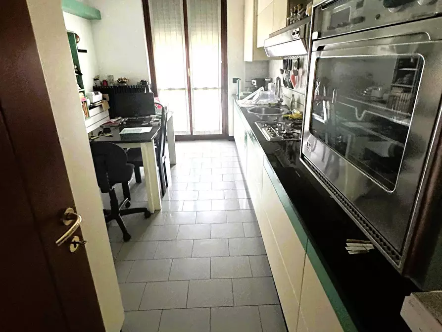 Immagine 11 di Appartamento in vendita  in Via Morosini 25 a Milano