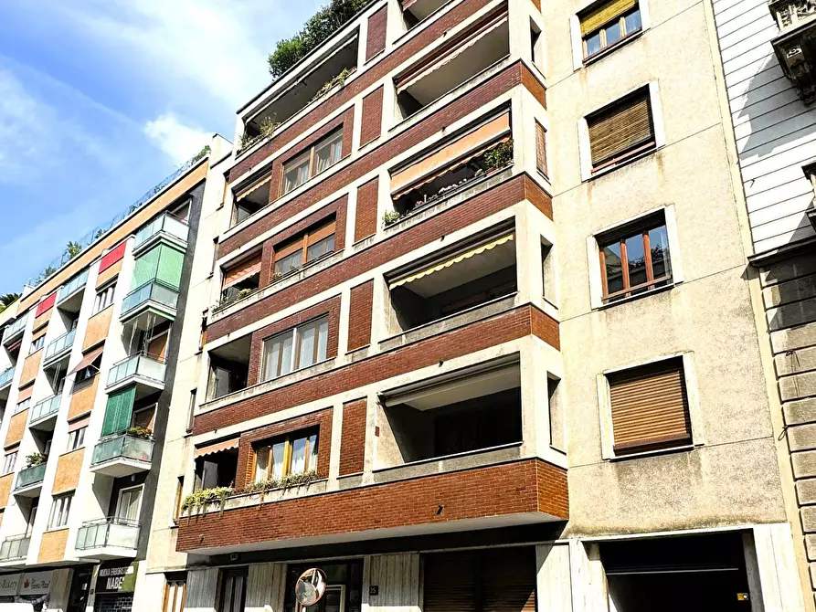 Immagine 16 di Appartamento in vendita  in Via Morosini 25 a Milano