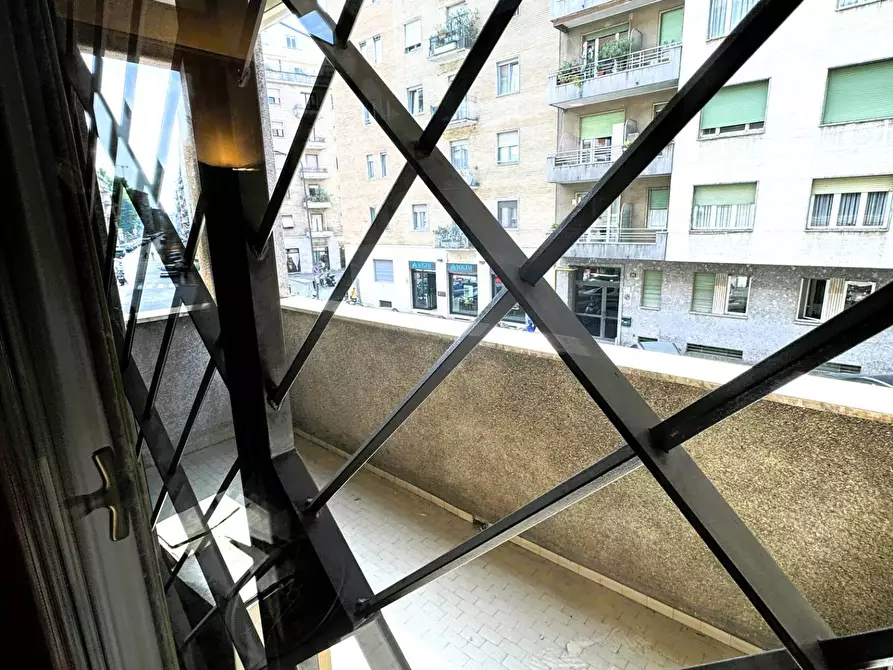 Immagine 17 di Appartamento in vendita  in Via Morosini 25 a Milano