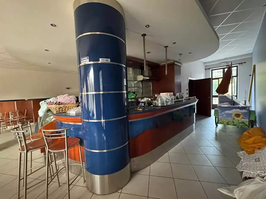 Immagine 2 di Negozio in vendita  in VIA GELTRUDE BEOLCHI 51 a Cuggiono