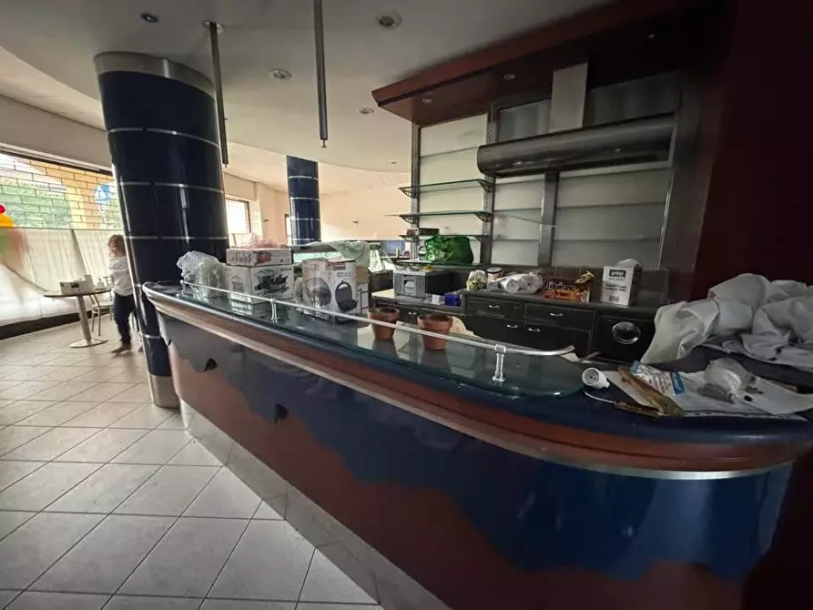 Immagine 3 di Negozio in vendita  in VIA GELTRUDE BEOLCHI 51 a Cuggiono