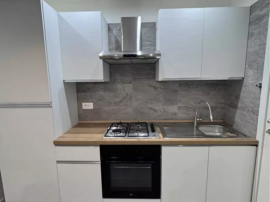 Immagine 27 di Appartamento in affitto  in via Magenta 21 a Busto Arsizio
