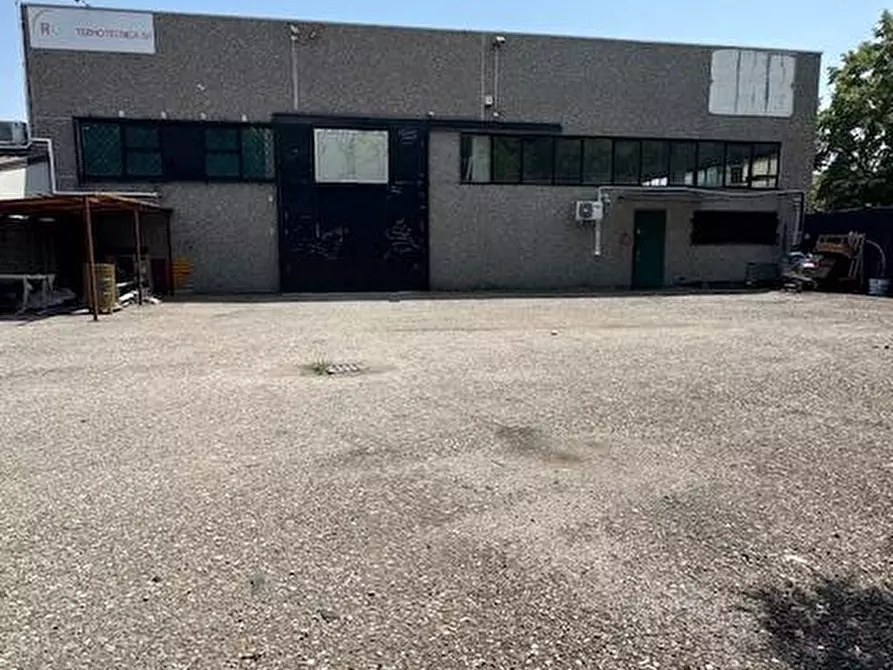 Immagine 9 di Capannone industriale in vendita  in Via Einaudi 15 a Pero
