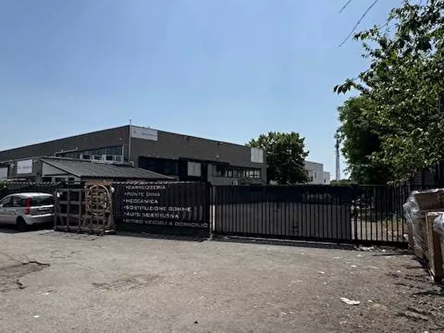 Immagine 22 di Capannone industriale in vendita  in Via Einaudi 15 a Pero
