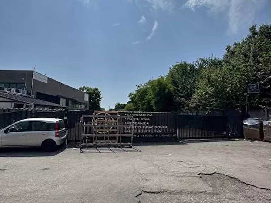 Immagine 23 di Capannone industriale in vendita  in Via Einaudi 15 a Pero