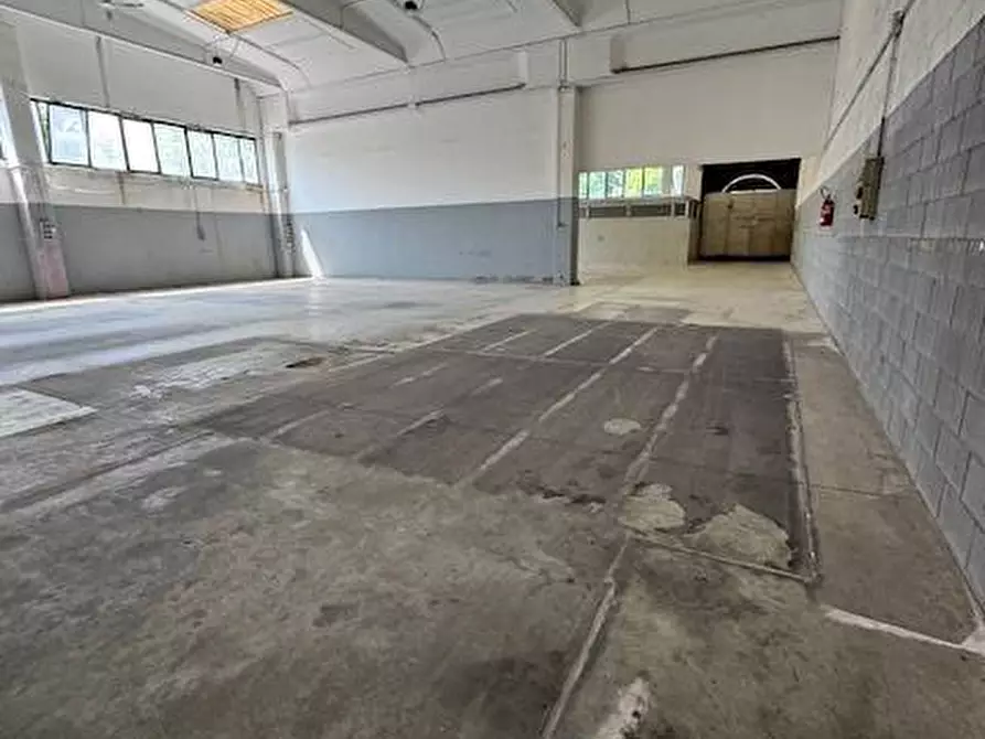 Immagine 26 di Capannone industriale in vendita  in Via Einaudi 15 a Pero