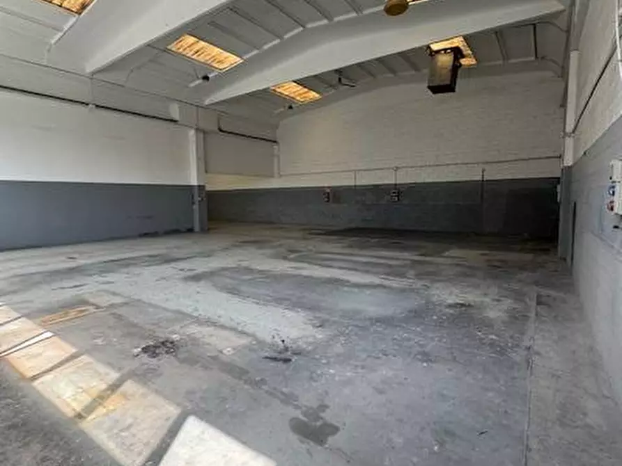 Immagine 28 di Capannone industriale in vendita  in Via Einaudi 15 a Pero