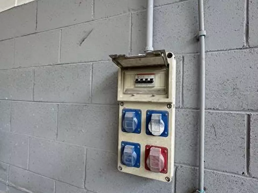Immagine 29 di Capannone industriale in vendita  in Via Einaudi 15 a Pero