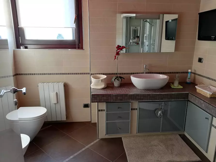Immagine 14 di Appartamento in vendita  in VIA SAN BERNARDO 45 a Bernate Ticino