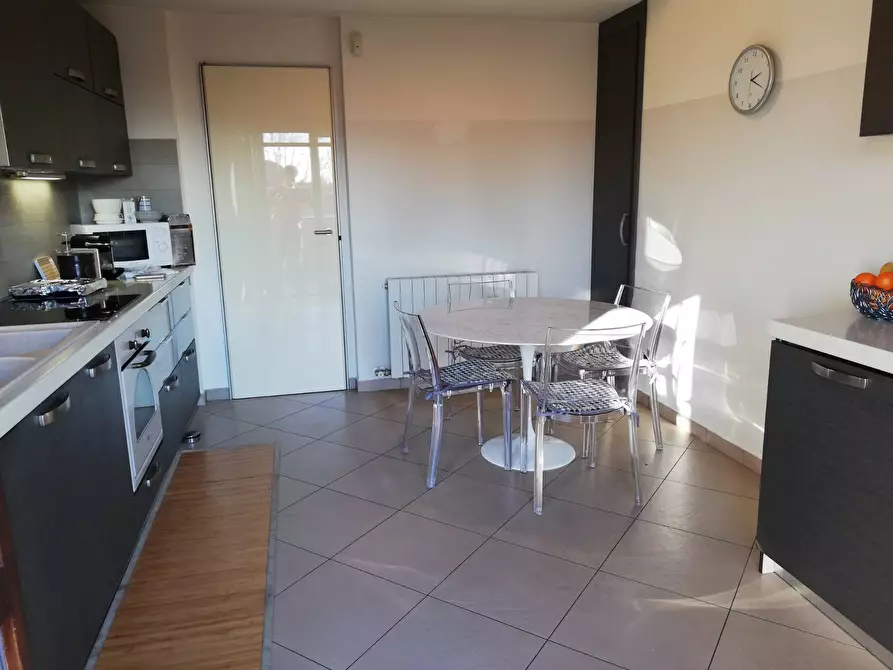 Immagine 9 di Appartamento in vendita  in VIA SAN BERNARDO 45 a Bernate Ticino