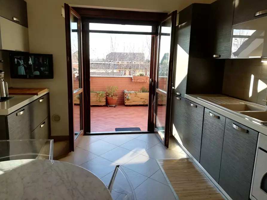 Immagine 10 di Appartamento in vendita  in VIA SAN BERNARDO 45 a Bernate Ticino