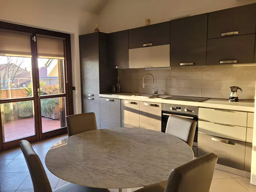 Immagine 8 di Appartamento in vendita  in VIA SAN BERNARDO 45 a Bernate Ticino