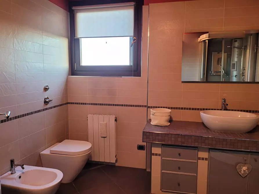 Immagine 33 di Appartamento in vendita  in VIA SAN BERNARDO 45 a Bernate Ticino
