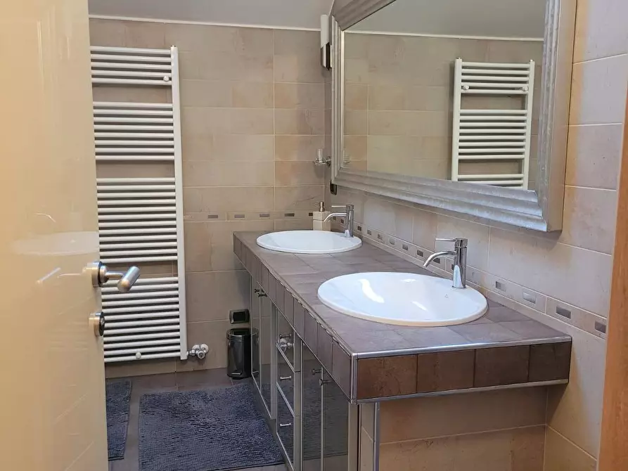 Immagine 17 di Appartamento in vendita  in VIA SAN BERNARDO 45 a Bernate Ticino