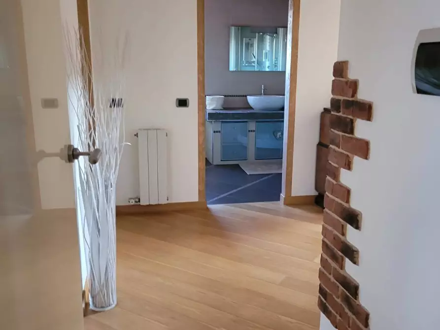 Immagine 22 di Appartamento in vendita  in VIA SAN BERNARDO 45 a Bernate Ticino