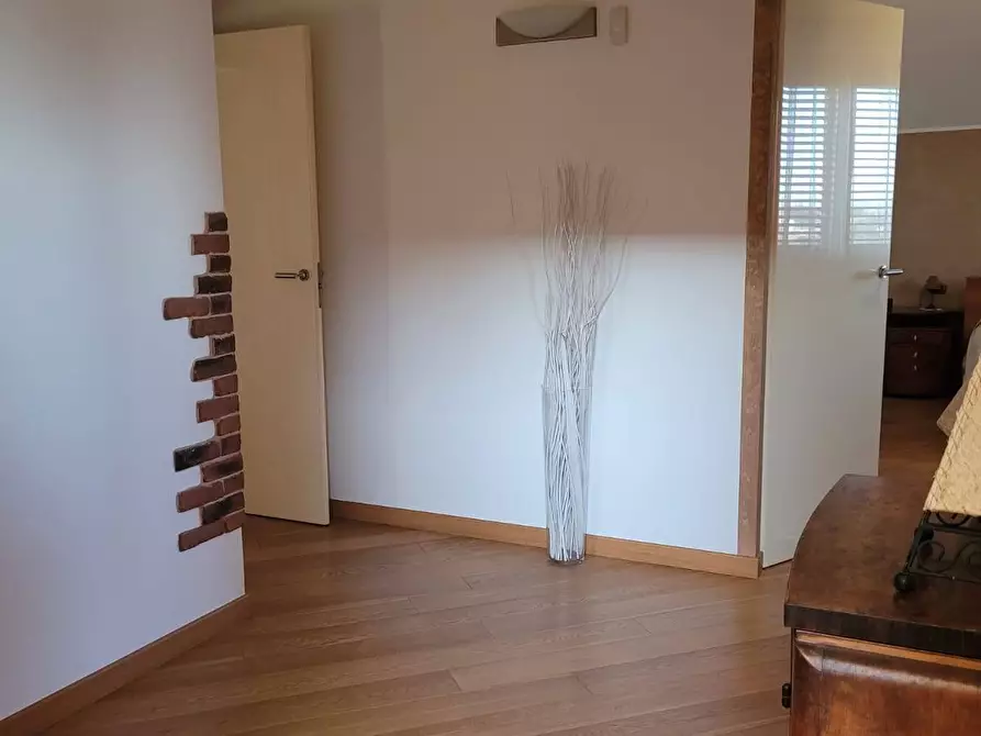 Immagine 45 di Appartamento in vendita  in VIA SAN BERNARDO 45 a Bernate Ticino
