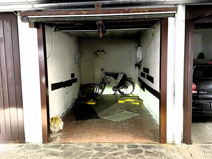 Immagine 13 di Appartamento in vendita  in Via Morosini 25 a Milano