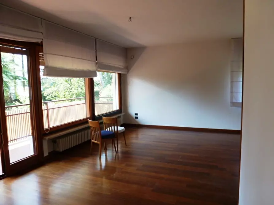Immagine 15 di Villa in affitto  in via postumia a Treviso