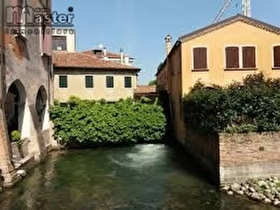 Immagine 6 di Negozio in affitto  in centro storico a Treviso