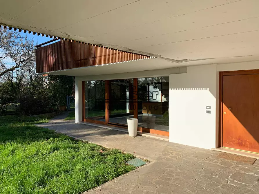 Immagine 7 di Villa in affitto  in via postumia a Treviso