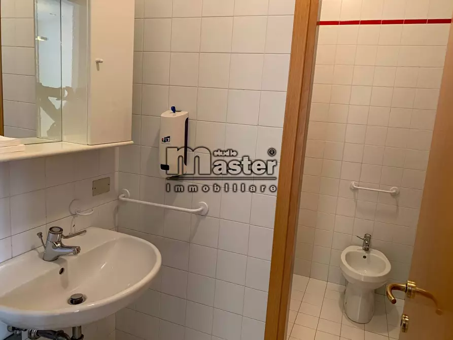 Immagine 10 di Ufficio in affitto  in Piazza dei Signori a Treviso