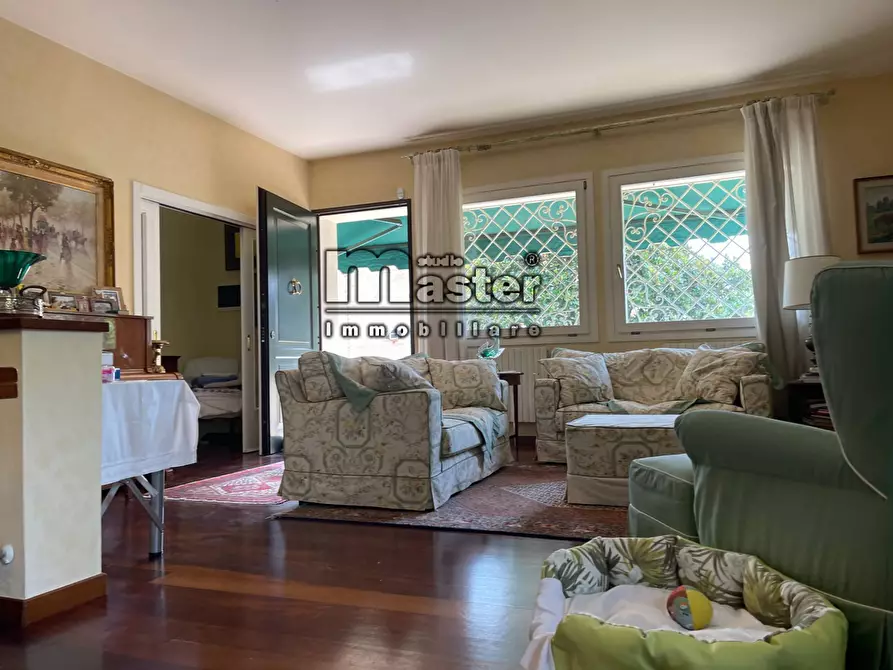 Immagine 12 di Villa in vendita  in VIA BARACCA a Treviso