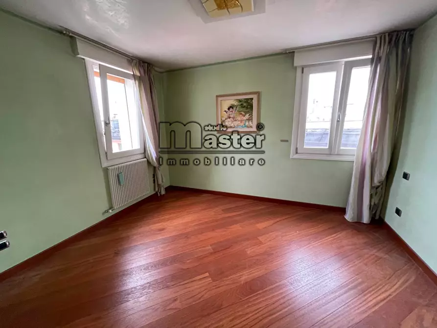 Immagine 21 di Attico in vendita  in piazza duomo 1 a Treviso