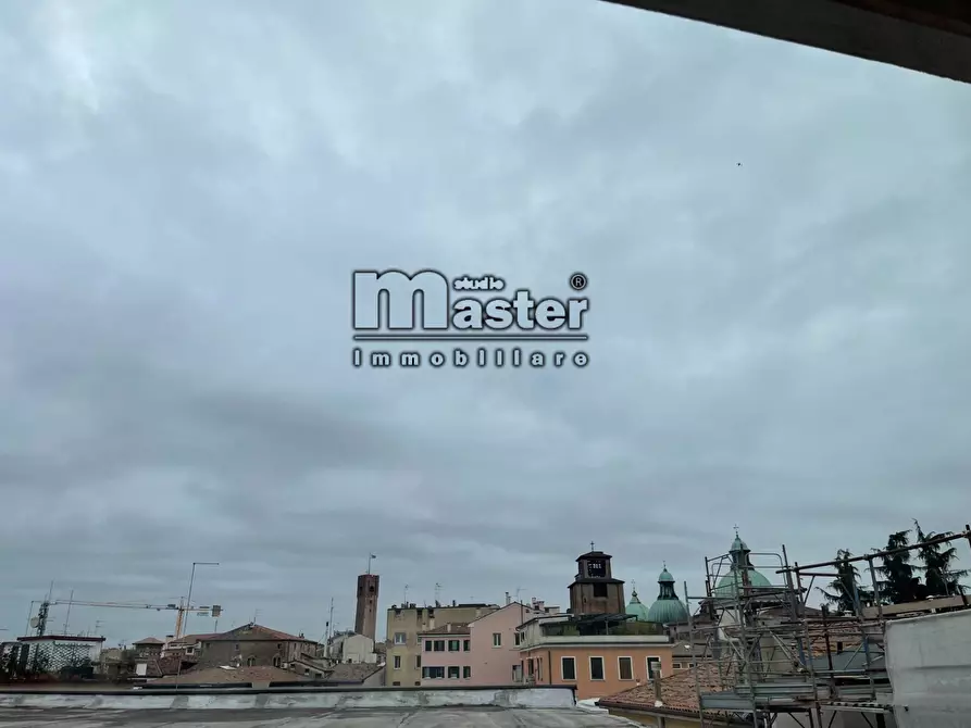 Immagine 22 di Attico in vendita  in piazza duomo 1 a Treviso