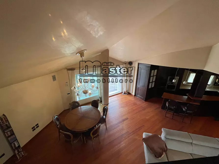 Immagine 39 di Attico in vendita  in piazza duomo 1 a Treviso