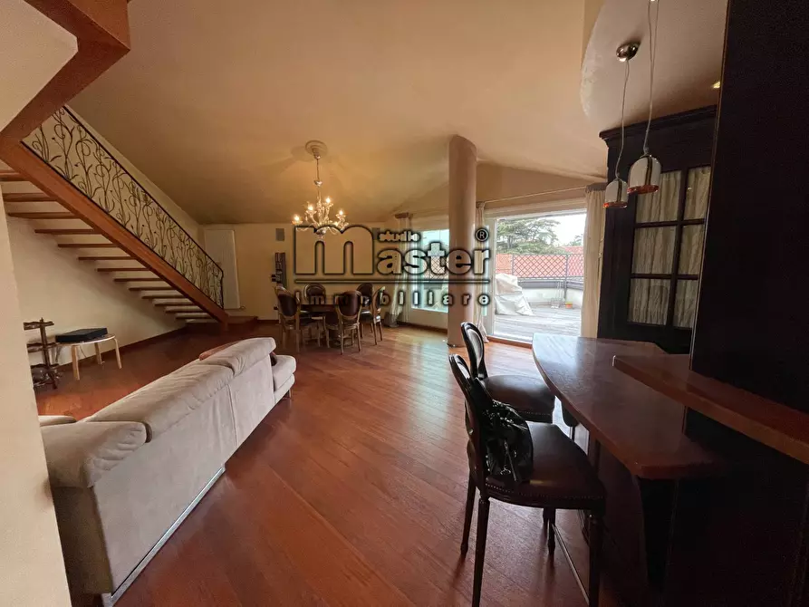 Immagine 43 di Attico in vendita  in piazza duomo 1 a Treviso