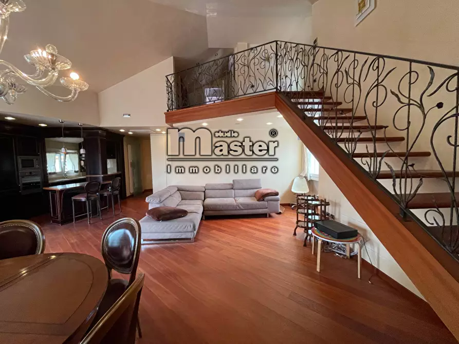 Immagine 44 di Attico in vendita  in piazza duomo 1 a Treviso