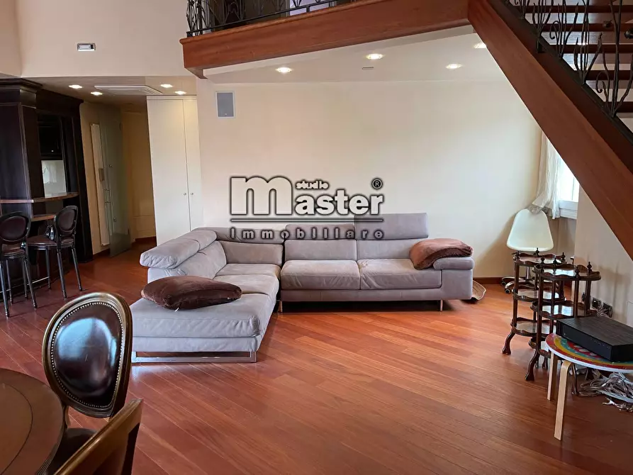 Immagine 47 di Attico in vendita  in piazza duomo 1 a Treviso