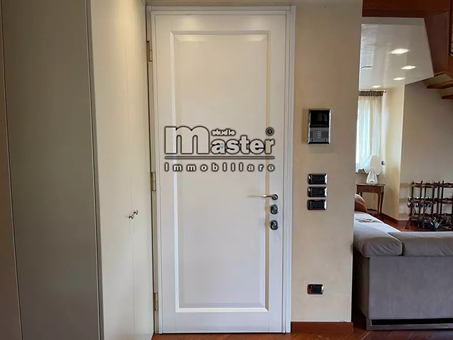 Immagine 53 di Attico in vendita  in piazza duomo 1 a Treviso