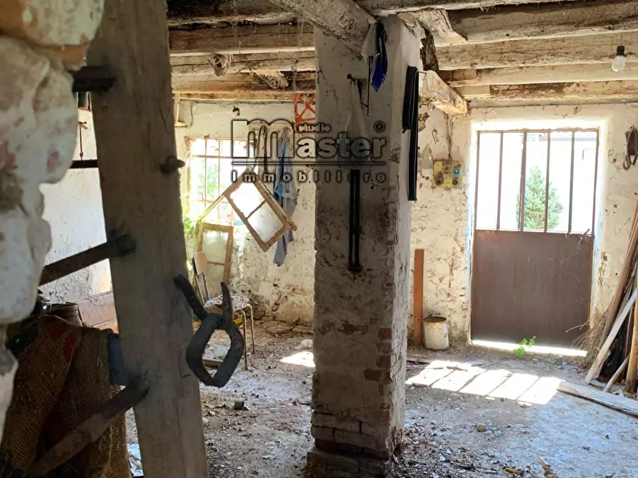 Immagine 5 di Rustico / casale in vendita  in Via Pastori a Treviso