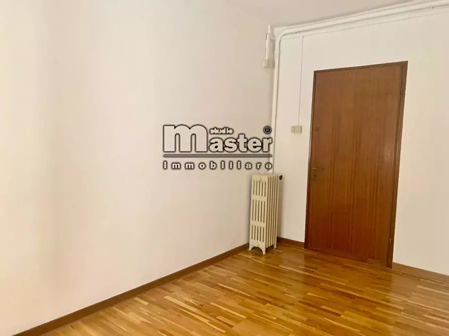 Immagine 3 di Ufficio in affitto  in CALMAGGIORE a Treviso