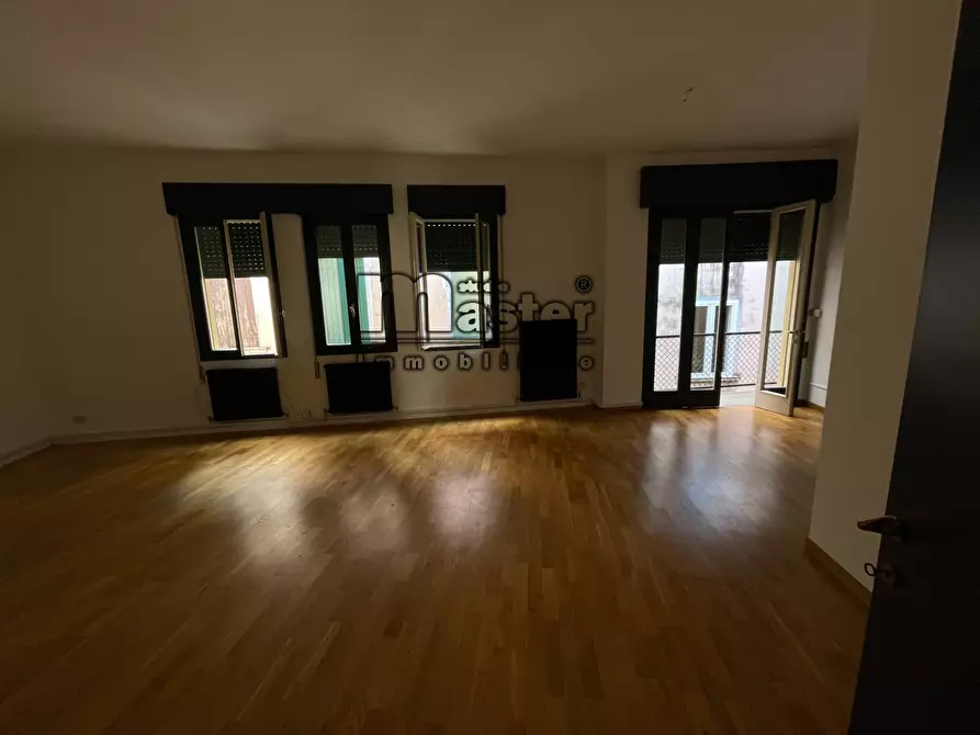 Immagine 7 di Ufficio in affitto  in corso del popolo 44 a Treviso
