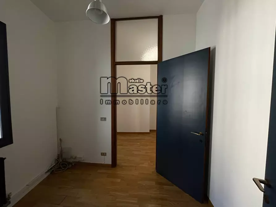 Immagine 21 di Ufficio in affitto  in corso del popolo 44 a Treviso